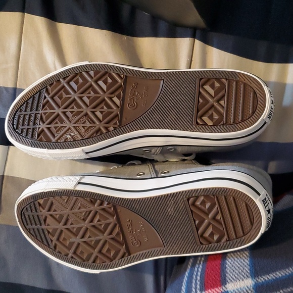 Converse - Picture 2 of 5